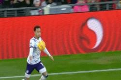 开云官网-关于曼联主场艰难战平伯恩茅斯，近期状态动荡的信息