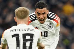 开云足球直播-竞技激烈的欧国联赛再度拉开序幕