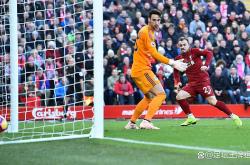 开云官方app入口-格拉纳达在客场比赛中实现胜利，士气高涨的简单介绍