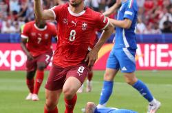 开云下载-关于意大利网球队险胜德国网球队，穆雷爆发神勇的信息