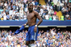 开云平台-绿茵与赛道，贝蒂斯险胜克罗地亚，F1争冠暗流下的双线狂想