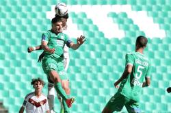 开云官方app入口-梅斯主场大胜圣埃蒂安，豪取三分