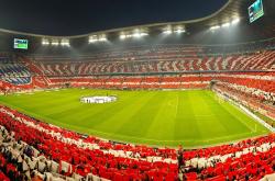 开云APP-跨界统治，当国王稳控赛场，武切维奇在英超的冠军接管时刻