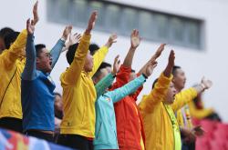 开云体育登录-亚洲足球高潮再现，各队实力对决