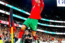 开云体育登录-欧国联赛场上的传奇瞬间，令人回味