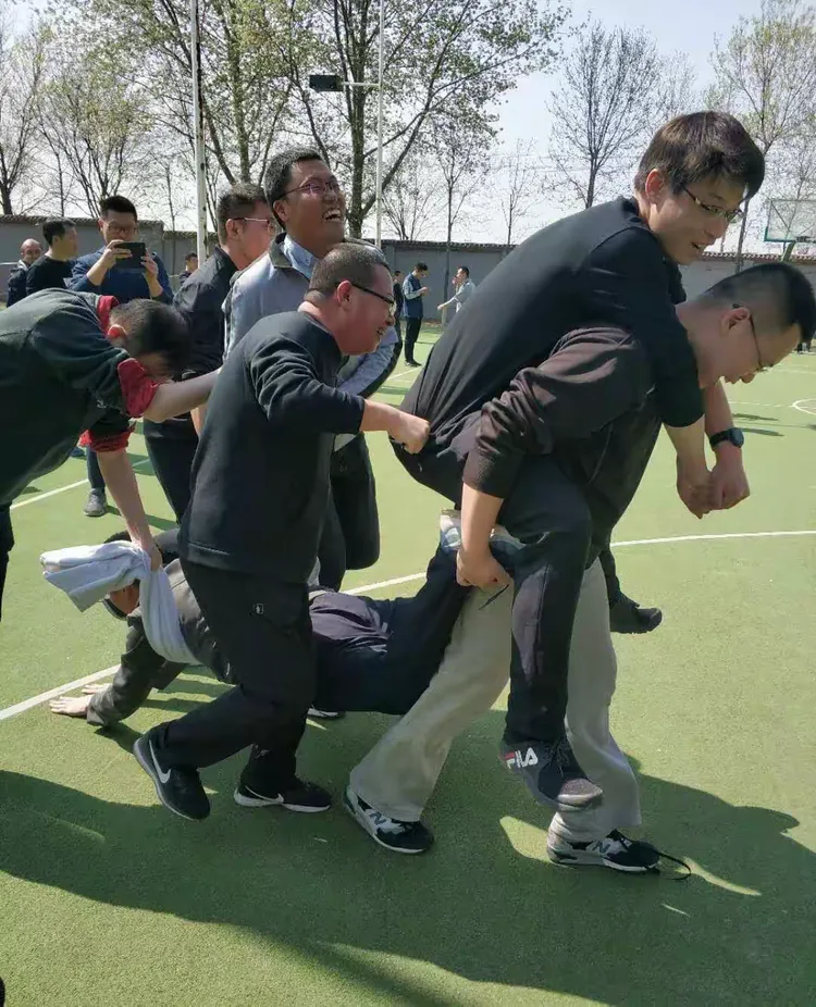 团队步调如一顶尖竞技表现,柔中不破的简单介绍 团队步调如一顶尖竞技表现,柔中不破的简单介绍