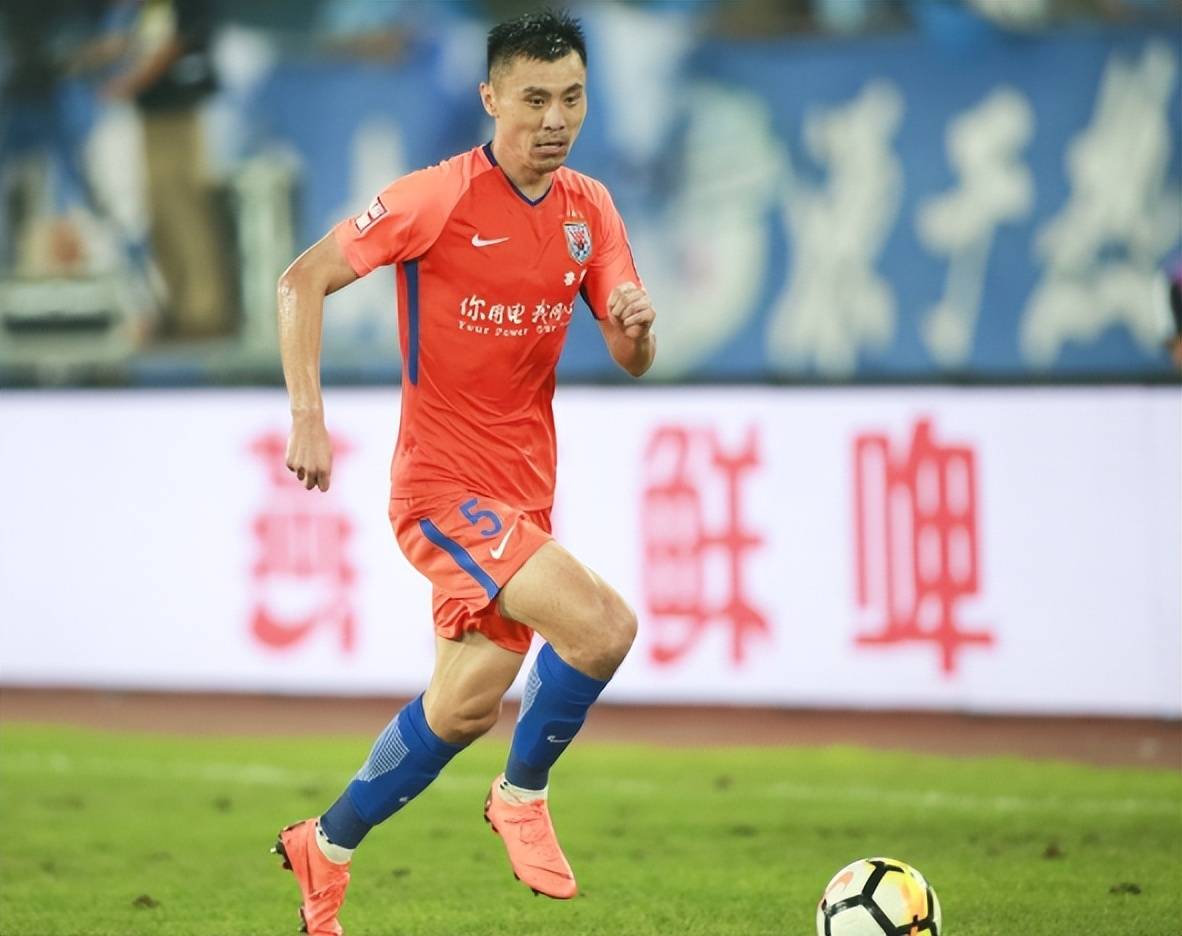 关于鲁能客场力克国安，取得连胜的信息