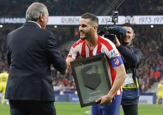 美洲洲际比赛展现团队实力，赢得球迷掌声的简单介绍