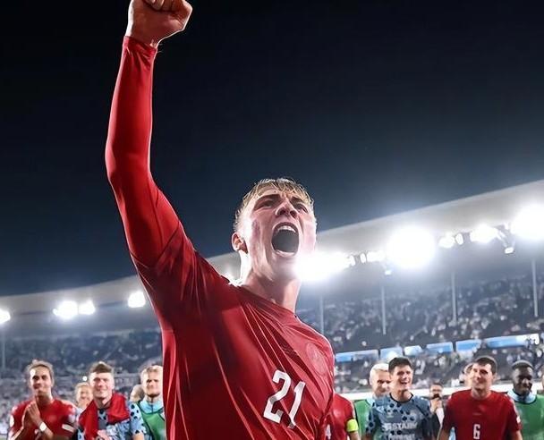 波兰队实现逆袭，成功晋级半决赛！