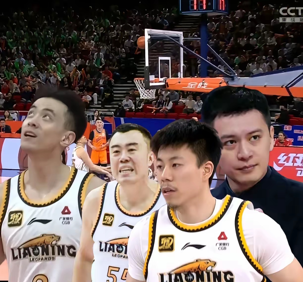 包含辽宁男篮保持不败纪录，稳固榜首位置的词条