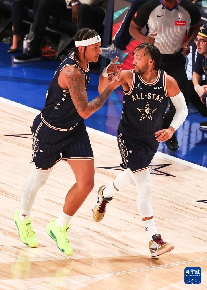 关于全明星篮球赛:欧洲队完胜全明星队的信息 关于全明星篮球赛:欧洲队完胜全明星队的信息