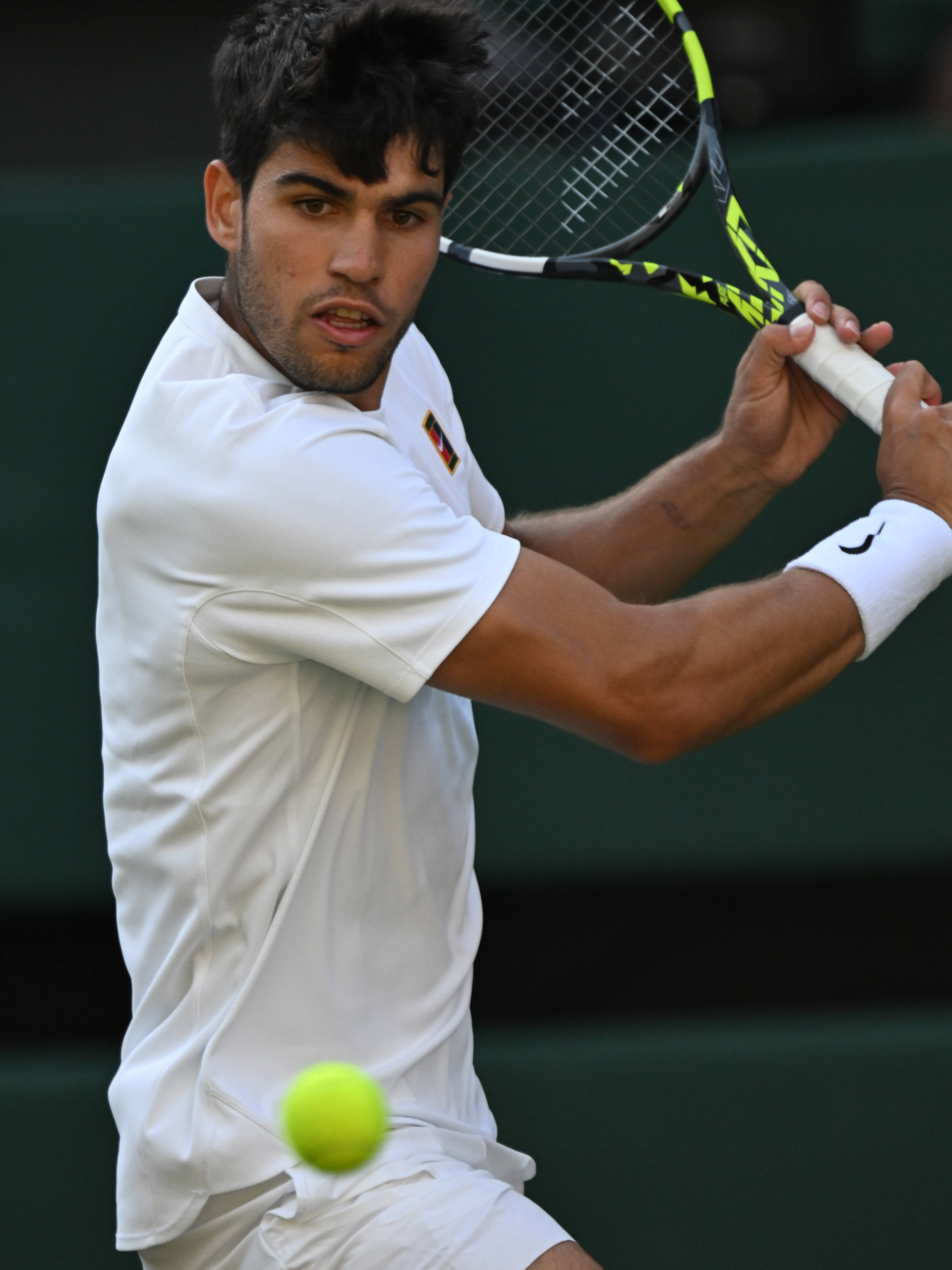 世界网球队险胜澳大利亚网球队,阿尔卡拉斯绝境逆转的简单介绍 世界网球队险胜澳大利亚网球队,阿尔卡拉斯绝境逆转的简单介绍