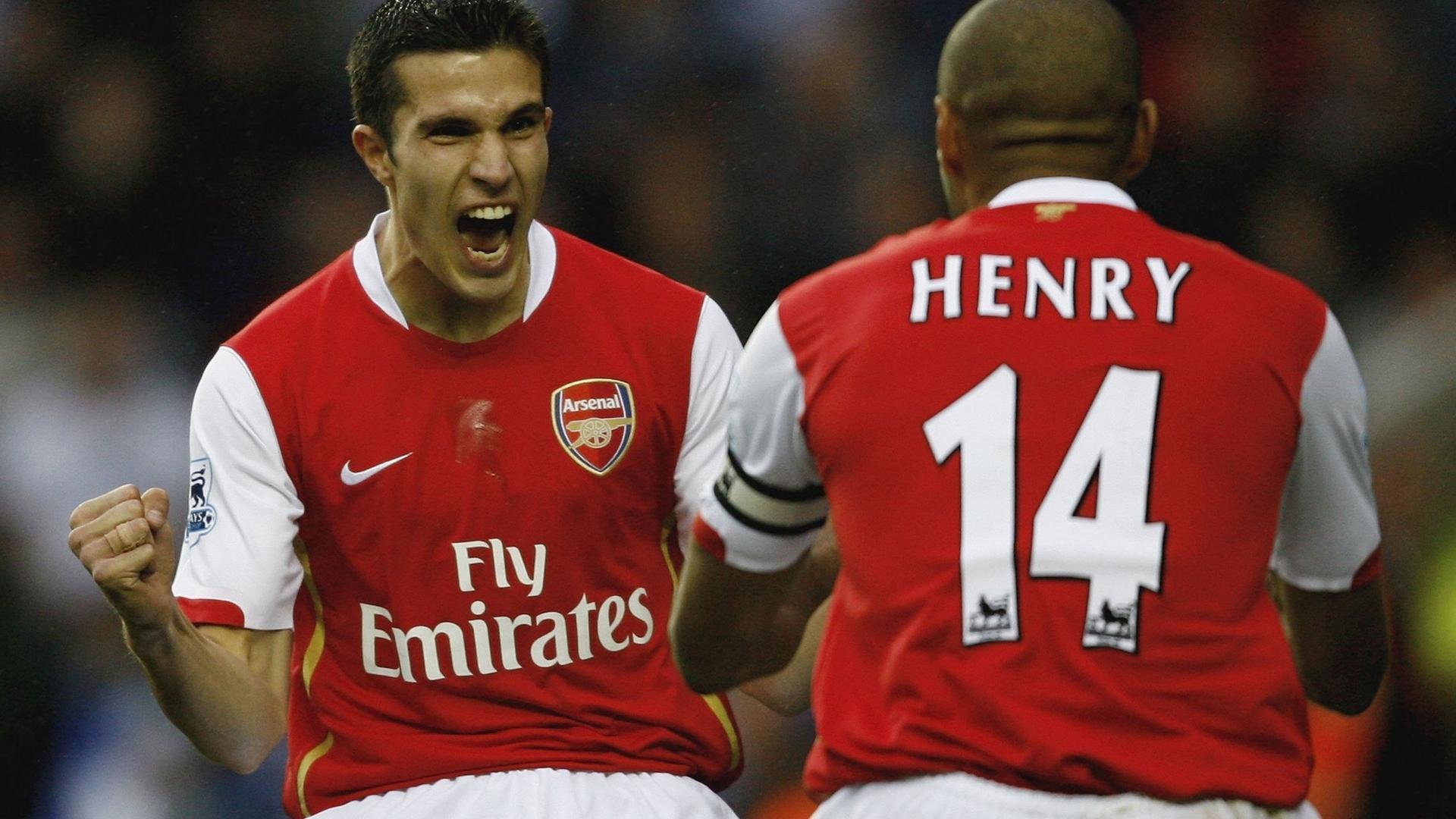 年度焦点之战，希腊末节发力，戏剧性带走玻利维亚