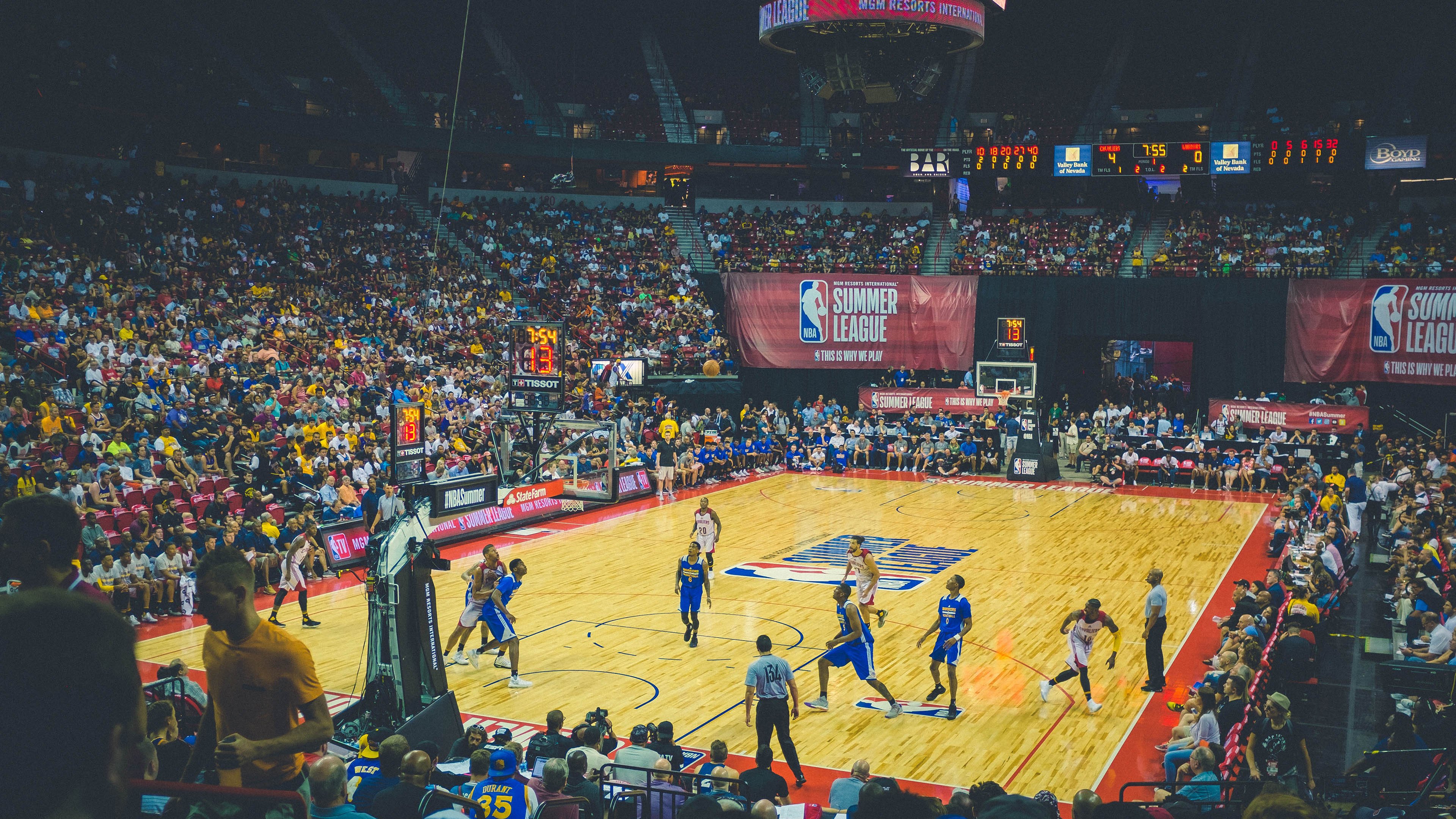 恩比德制胜贡献诠释巨星价值，森林狼狂胜山西展团队统治力